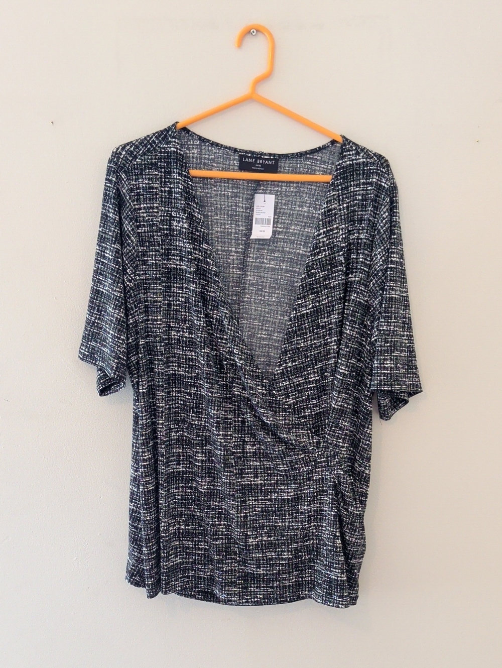 Lane Bryant Green and Black Weap Short Sleeve Blouse